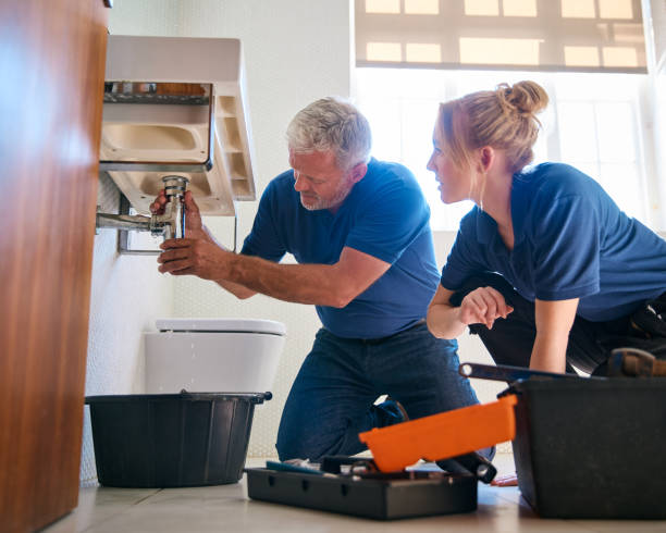 Best Emergency Plumber  in Canton, IL
